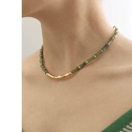 Colliers Laiton ins style rétro personnalité nationale populaire forme de bambou collier en pierre naturelle femmes vintage pendentif chaîne de cou
