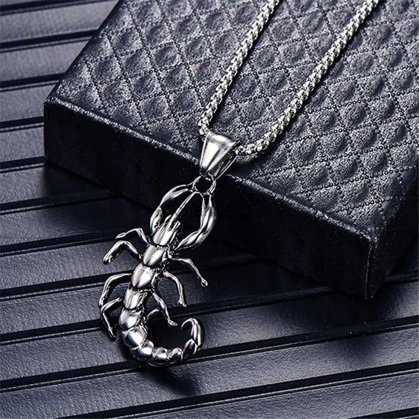 Collares Cool Punk Scorpio Scorpion Collares Masculino 14K Oro blanco Hombres / Mujeres Joyería 2024 240228