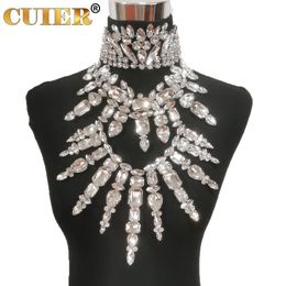 Colliers Cuier Luxury Glass Crystal Multicouche Collier pour femmes Bijoux de mode de bouc