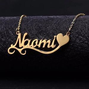 Kettingen Aangepaste naamketting met hartsymbool Cursief roestvrijstalen naamplaatje ketting handgemaakt cadeau voor vrouwen Choker