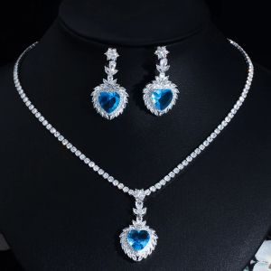 Colliers Cwwzircons élégant clair océan bleu coeur forme Cz Collier Collier Boucles de bijoux pour femmes Gift Bridal Gift T659