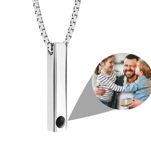 Kettingen Dascusto Bar ketting aangepaste persoonlijkheid fotoprojectie rechthoek hanger is vaderdagcadeau voor zowel mannen als vrouwen sieraden