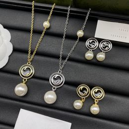Kettingen modeontwerper sieradenletter oorbellen dames ketting voortreffelijk langketen merk accessoires accessoires cadeau