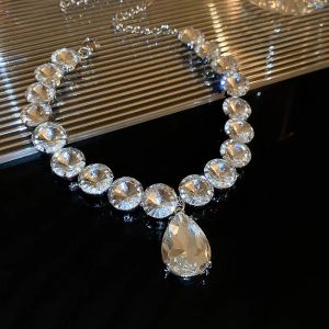 Colliers Fyuan Luxury Water Drop Crystal Choker Colliers pour femmes Colliers géométriques Banquet de mariage bijoux