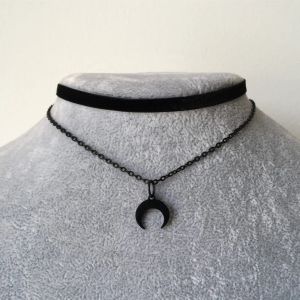 Kettingen Gotische zwarte maan charme choker mystieke fluwelen ketting mode heksen sieraden cadeau accessoires emo persoonlijkheid maan ketting vrouw