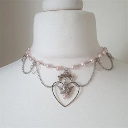 Colliers faits à la main les boucles perlées perlées roses angéliques daints avec des coeurs et des charmes chérubaux y2k bijoux indie bijoux fée