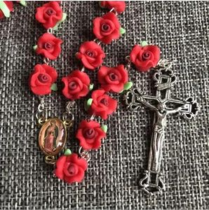 Collares Hechos a mano rojo Suave Cerami Rosa Cuentas Rosario Jesús Cruz Collar Dorado Virgen Guadalupe Rosario Centro