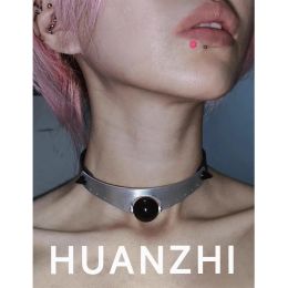 Colliers Huanzhi Y2K Punk Pink Black Breded Rivets faux cuir unisexe Choker Collier personnalisé simple