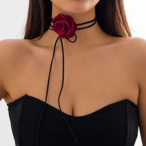 Colliers ingesight.z exagéré multicolore Big Rose Flower Choker Collier Femmes Goth Goth Black Velvet Weave Notted Bowknot Party Collar