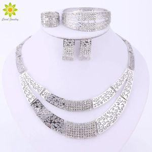 Collares Jewelry Sets Accesorios de boda de moda Conjuntos de joyería africana Pendientes de collar de diamantes de imitación