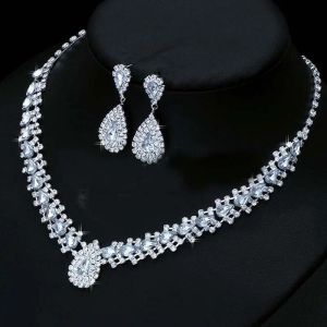 Colliers luxueux ensembles de bijoux de mariage pour bijoux de demoiselle d'honneur Briderie Boucle d'oreille Collier en gros de Crystal Autriche cadeau