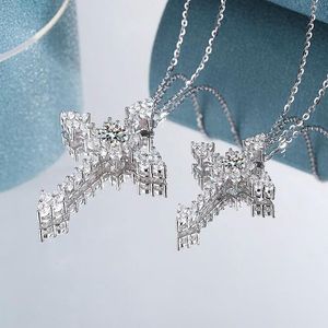 Colliers Luxury 1.0 Véritable 100% Moisanite Cross Pendant Men's Women's's S925 Silver Silver Light Luxury Hip Hop Collier