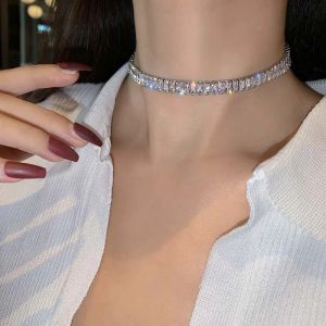 Colliers Luxury Colliers de tour de cou carré de zircon brillant pour femmes exquise cristal court collier de mariage bijoux de mariée