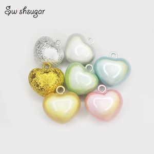 Colliers Beaucoup de couleurs Coeur Sakura Fermer Jingle Bells Bonne Chance Charme Pendentif Noël Nouvel An Cadeaux Accessoires Bijoux Artisanat Résultats