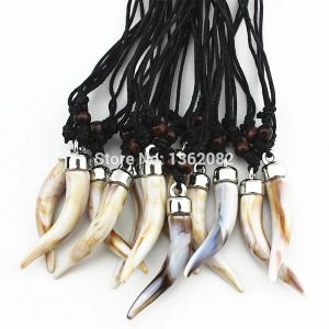 Colliers Nouveau 12 pièces acrylique Design Imitation éléphant dent collier Totem loup dent pendentif amulette cadeau YN579