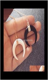 Colliers pendentifs bijoux livraison de gouttes 2021 30 pièces par lot top vendeur Buffalo en forme de corne entier collac9891210