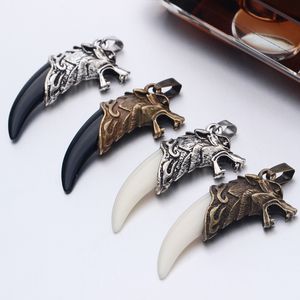 Colliers pendentifs hommes Antique argent Tribal blanc Stark loup Fang dent Boho pendentif extérieur hommes colliers