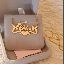 Collares Collares personalizados con nombre y corona de mariposa y corazón para mujer, joyería con placa de identificación, collar con letras de acero inoxidable, regalo BFF