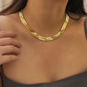 Kettingen Dikke slangenketting Choker Flat Herringband Monte Carlo Clailiek Ketting Vet Minimalistische kraag Minimalistische Koreaanse sieraden voor vrouwen 10 mm