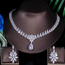 Colliers trois grâces cubique Zircon couleur or blanc grande fleur boucles d'oreilles collier de mariage ensemble de bijoux de mariée pour les femmes Js008