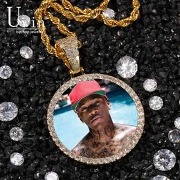 Collares Uwin Foto personalizada Colgante con imagen Collar de encanto Redondo y ala Hombres HipHop Joyería para regalo Cadena de tenis