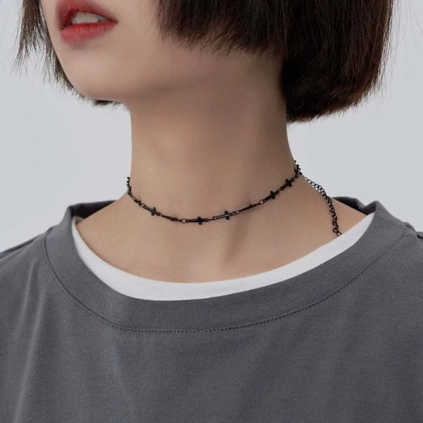 Colliers Vintage Punk Black Cross Choker Collier pour femmes hommes Gothic Hip Hop Metal Chain Cold Collier Bijoux Gift 2023 NOUVEAU