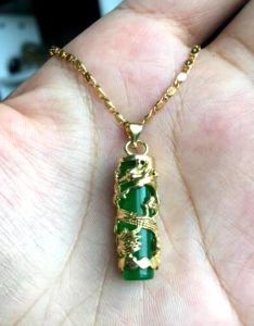 Kettingen Groothandel/Retail Speciale Chinese stijl Natuurlijke groene jade dames Dragon Pendants + Free Chain Necklace
