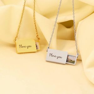 Halsketten für Damen, personalisierte Foto-Text-gravierte Halskette, individueller Edelstahl-Schmuck, Geschenk, kreativer, gezogener, beweglicher Bild-Anhänger