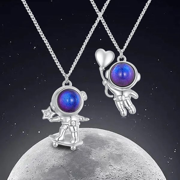 Colliers Wostu Sterling Sier Space astronaute charme Femme Collier Rainbow Crystal Chain Links Collier Special Girl Birthday Gift