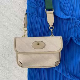 Neo vintage taille riemtas 493930 Bumbag tijgerkop groen en rode webriem Italië Classic Cross body bum tas