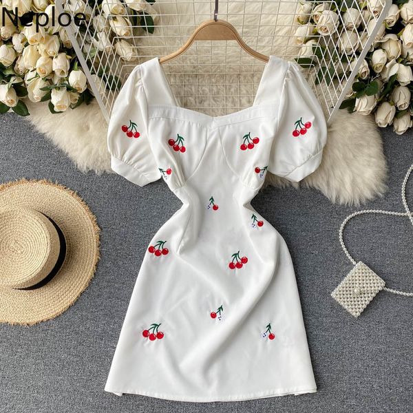Neploe vestido blanco primavera moda vestidos mujer cuello cuadrado manga de soplo bordado cereza dulce mini vestidos para mujeres 210422