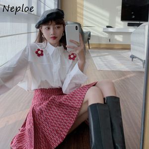 Neploe travail Style Ol tempérament costume col rabattu chemise à manches longues + taille haute hanche Plaid jupe printemps Slim costume 210510