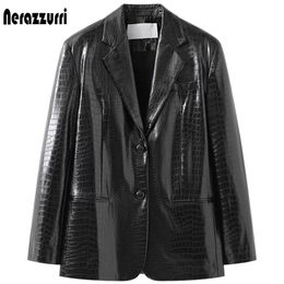 Nerazzurri printemps noir veste blazer en cuir imprimé réfléchissant pour les femmes à manches longues doux faux blazers 210916