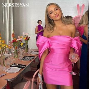 Nersesyan sexy roze mini avondjurken geplooid van schouder satijnen backless prom jurk afstuderen cocktail party jurken 2024 240517