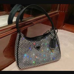 Net nouveau sac pour femmes de haute qualité sous les aisselles avec sac de dîner en diamant les magasins sont à 95% de réduction sur la liquidation en gros