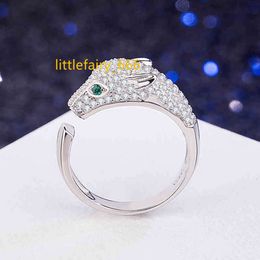 Accessoires rouges nets 925 argent sterling Mosang Diamond Diamond Ring Women Multi Style Leopard Temperament Temperament