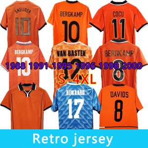 Netherlands Retro Jersey 1988 1991 1995 1996 1998 2000 Jersey à domicile et à l'extérieur Basten Bergkamp Nistelrooy Sneijder Robben Persie Joueur Jersey