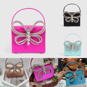Le même petit sac carré de Blogger des internautes avec boîte-cadeau en diamant incrustée de papillon, sac à main à épaule unique, 24 nouveaux produits pour les sacs pour femmes 240520