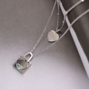 Collier de coeur ne jamais décoloré