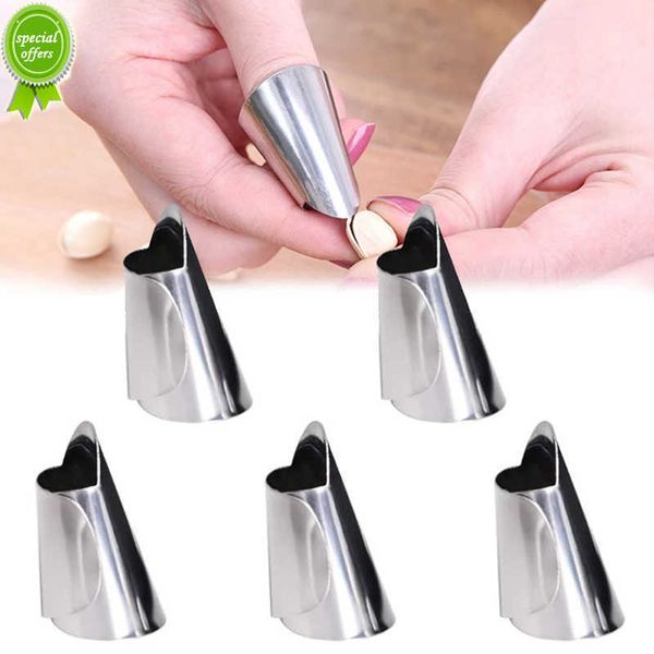 Nouveaux 1 à 5 pcs épluche châtaignes gadgets blindés de poulet tête de poulet à légumes multifonctionnels coups de main de garde de main de la main