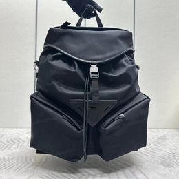 Nueva mochila de cuero 10A Re-Nylon bolso de diseñador de lujo bolso triangular de cuero de nailon cierre de solapa con cordón bolso de hombro hombres mujeres viaje bolso cruzado deportivo