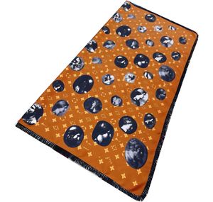 Nouveau 10A Printemps Été Soie lisse Femmes Foulards Designers Foulards Bandana Monogramme Soie de mûrier Soie de mûrier Top Luxe Luxe Concise Noir Portrait motif 90