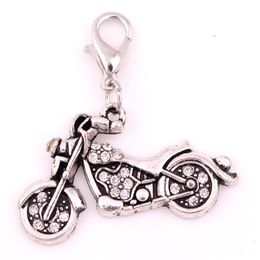 Nouveau 10 pièces beaucoup de zinc plaqué argent antique clouté de cristaux étincelants moto pendentif288q