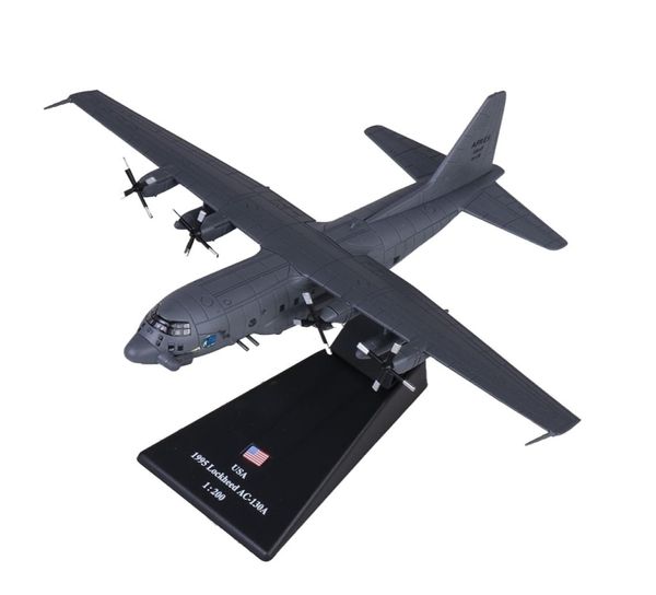 Nouveau modèle de modèle militaire à échelle 1200 AC130 Gunship Groundattack Aircraft Fighter Diecast Metal Plane Model Toy pour garçons Toys Y2008806231