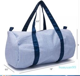 NIEUW-18 * 9 * 9.5 inch Personaliseer SeerSucker Duffle Bag Groothandel Blanks Kids Barrel Bag Preppy Children's Reistas