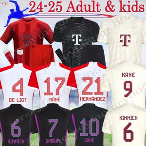 24 25 Versión del jugador Bayern de Ligt Soccer Jersey Mane Mane Joao Cancelo Kane Musiala Kit Sane Coman Gnabry Davies Muller Munich 2024 Kit de fútbol Kit Kit para niños 16-4XL