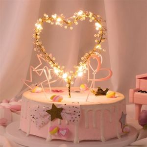 Nouveau 1 PC coeur forme LED perle décoration de gâteau bébé joyeux anniversaire mariage Cupcakes fête gâteau décoration outil Y200618238Z