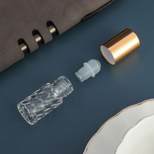 NIEUWE 1PCS Essentiële olieflessen Glasrolflessen met rolballen Parfumflessen Roll op flessen Flacons Travel Clear Bottlear Roller