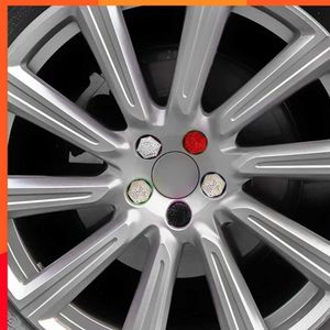 Nouveau 1 Set Universel De Voiture Strass Hub Caps Pneu Vis Protection Couverture Anti-Rouille Écrou De Roue Jante Couverture Écrou De Roue Caps Auto Extérieur