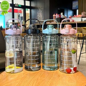 Nouvelle bouteille d'eau de 2 litres avec paille, pichet pour femme, bouteilles de voyage portables pour filles, tasse de vélo de Fitness, pichet d'eau froide d'été avec marqueur de temps